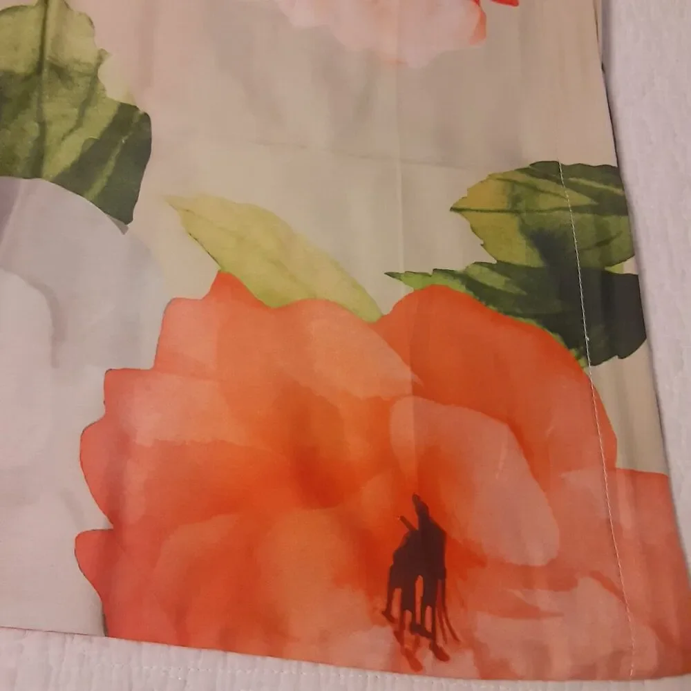 Vivre Duvet & Euro Sham Vibrant Poppies 2pc note